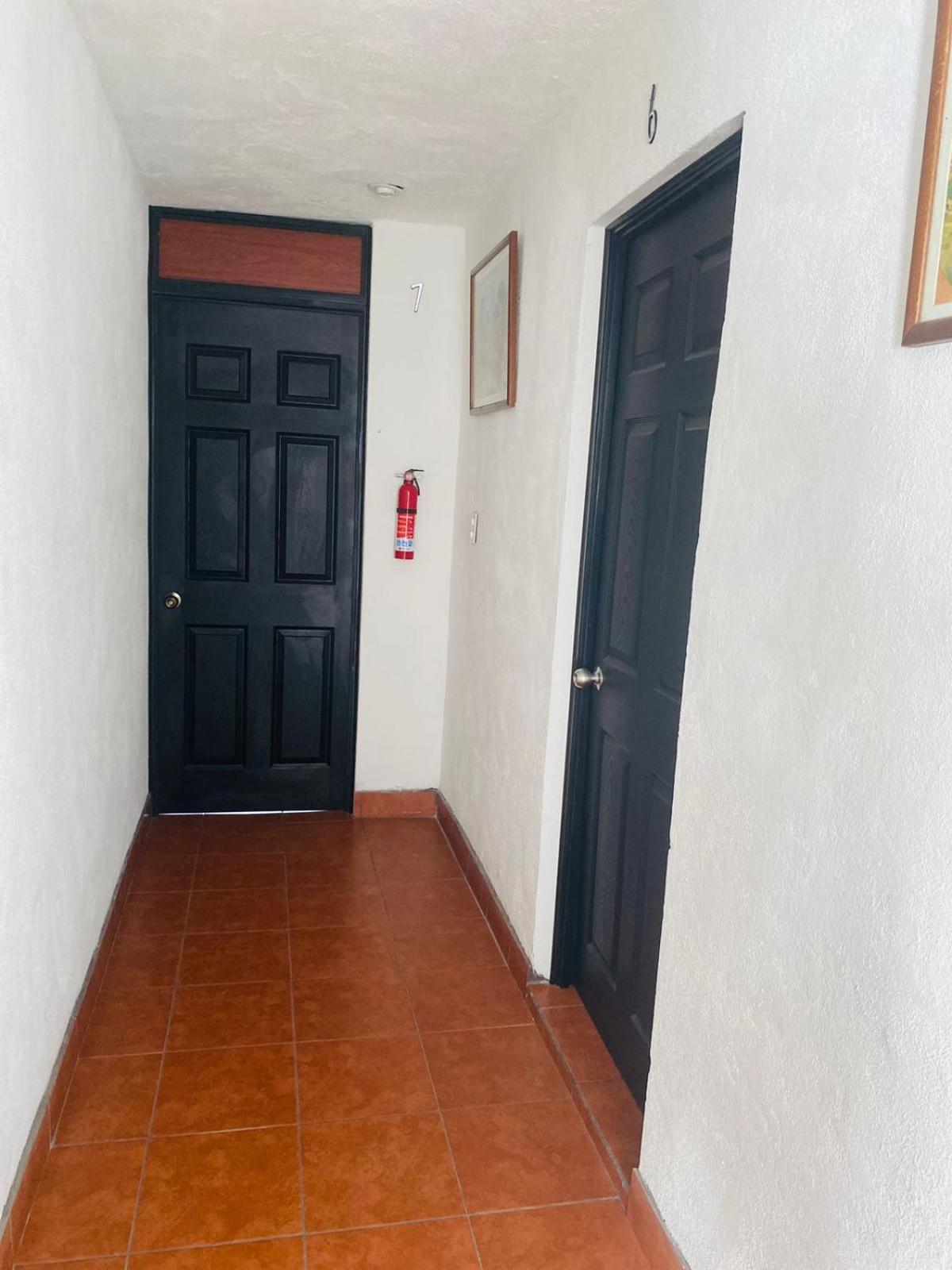 Hostal 17-52 Guatemala City Екстер'єр фото