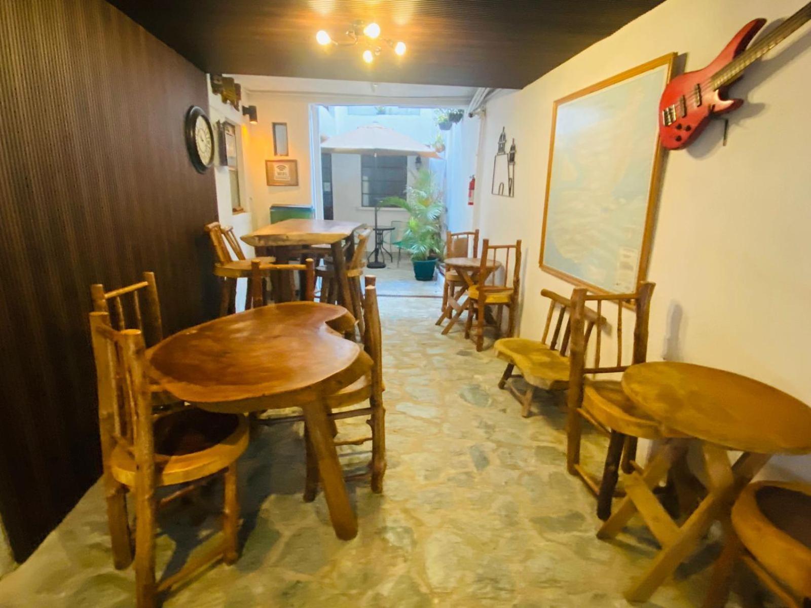 Hostal 17-52 Guatemala City Екстер'єр фото