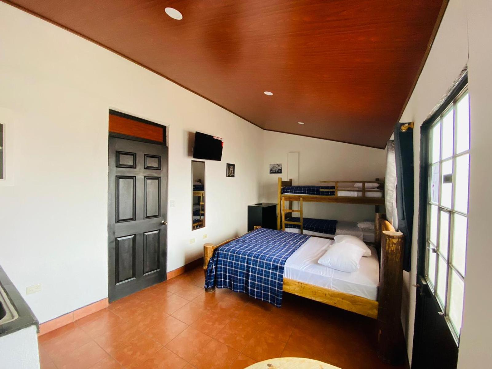Hostal 17-52 Guatemala City Екстер'єр фото