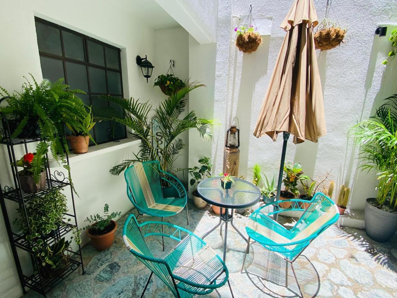Hostal 17-52 Guatemala City Екстер'єр фото