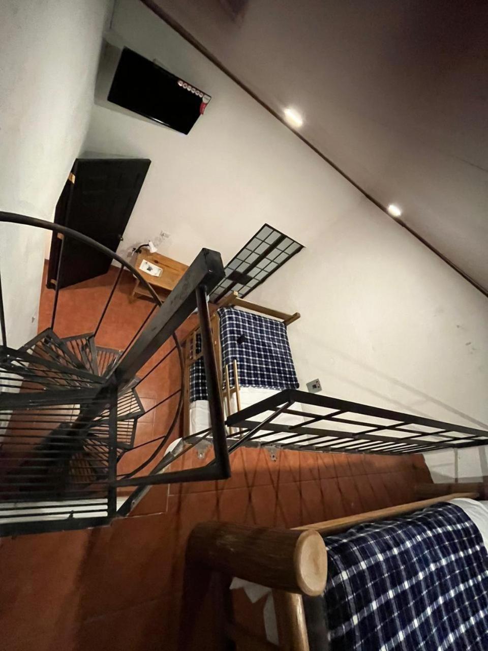 Hostal 17-52 Guatemala City Екстер'єр фото