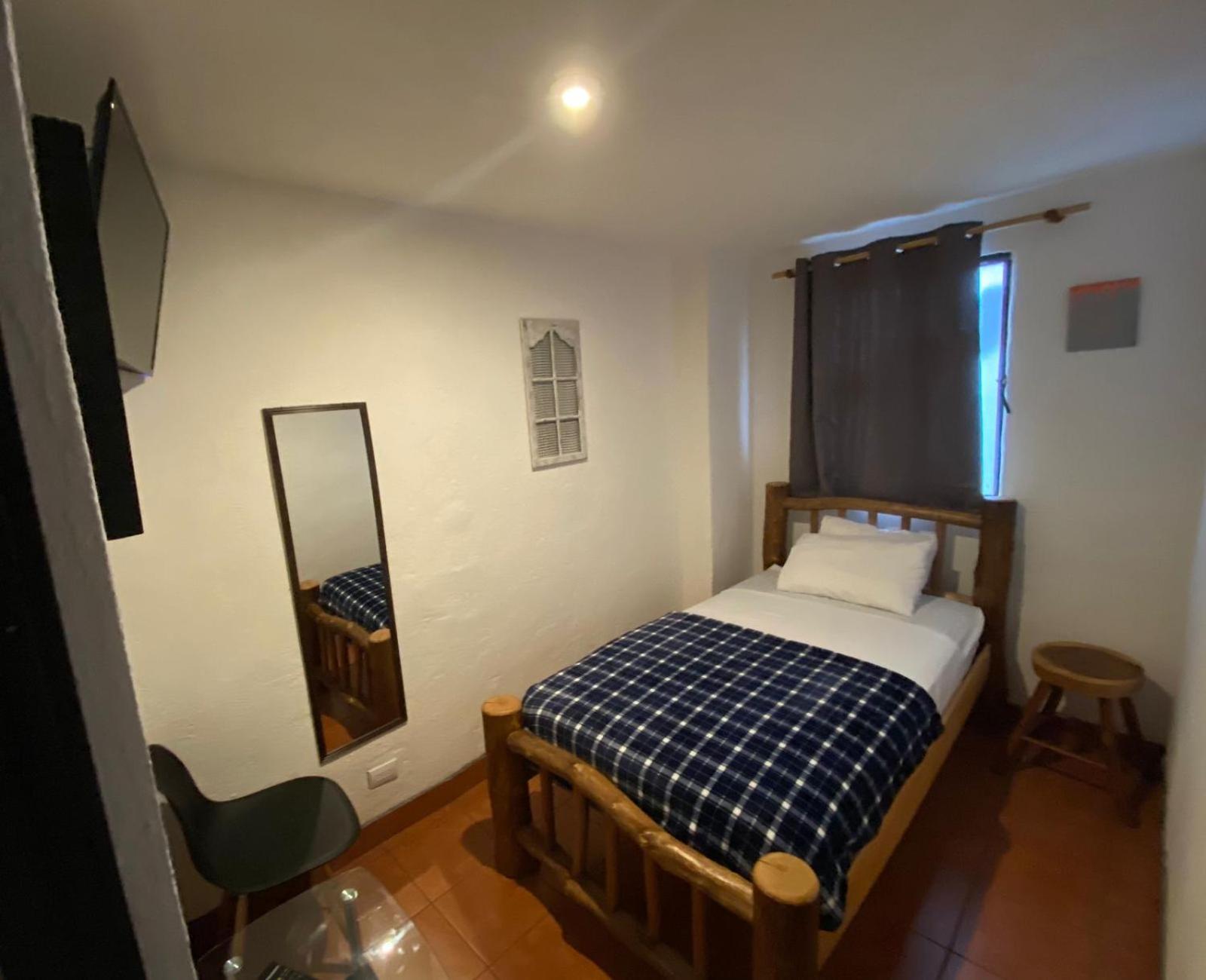 Hostal 17-52 Guatemala City Екстер'єр фото