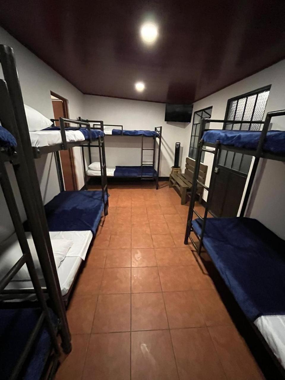 Hostal 17-52 Guatemala City Екстер'єр фото