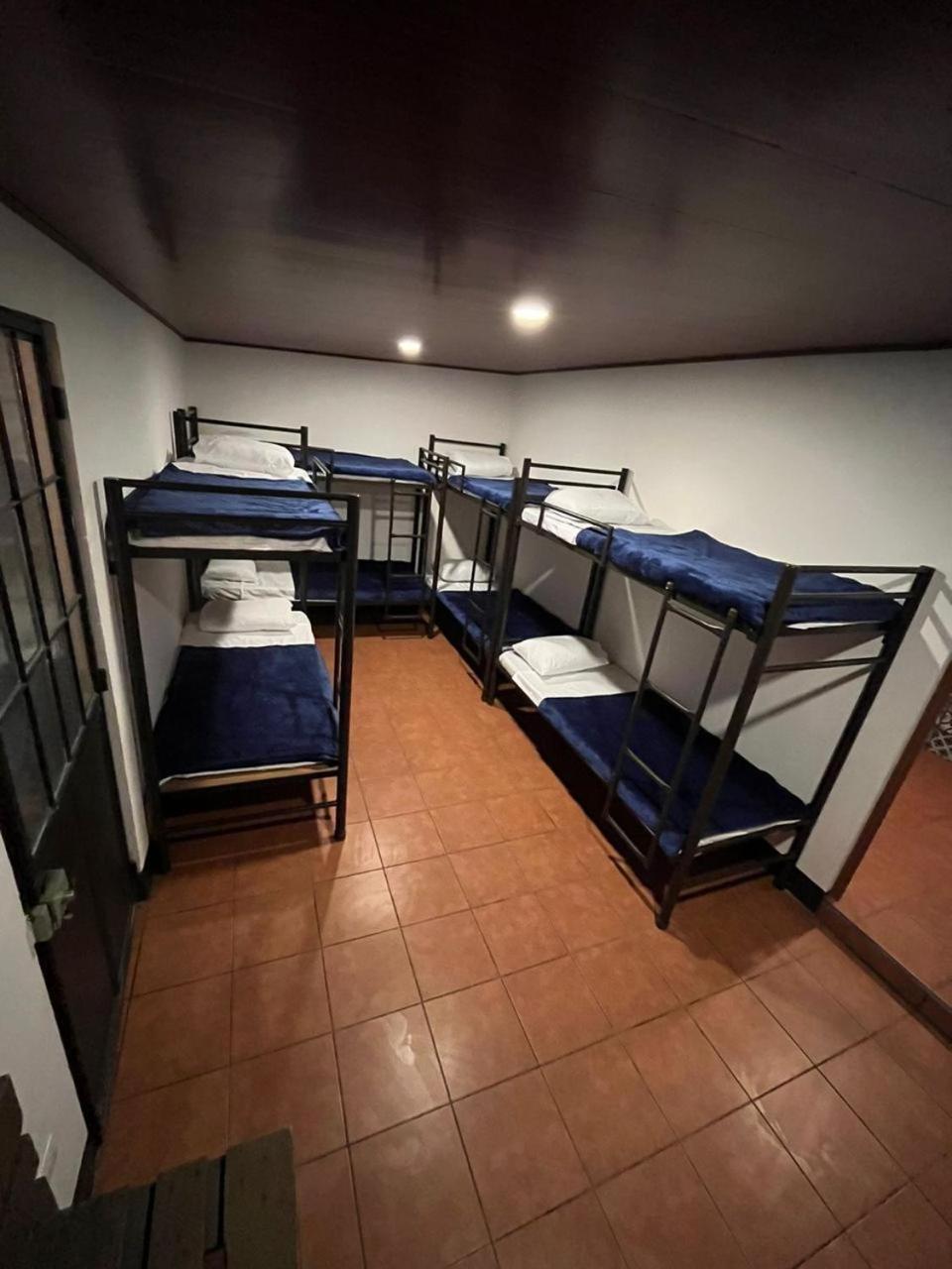 Hostal 17-52 Guatemala City Екстер'єр фото